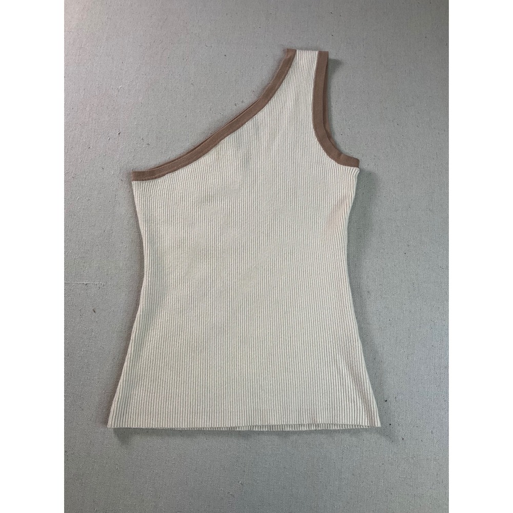 Zesica One Shoulder Style Tank Size medium